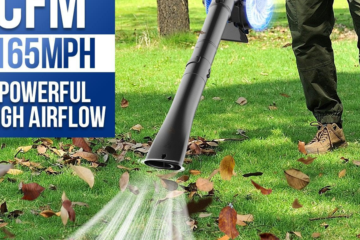 How electric and gas leaf blowers work